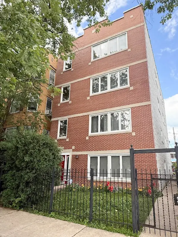 6051 N Mozart Street #4, Chicago, IL 60659