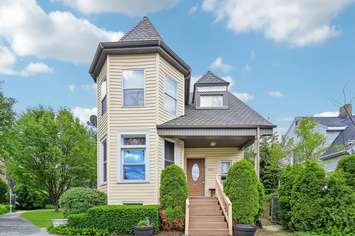 2134 Grove Avenue, North Chicago, IL 60064 - #1