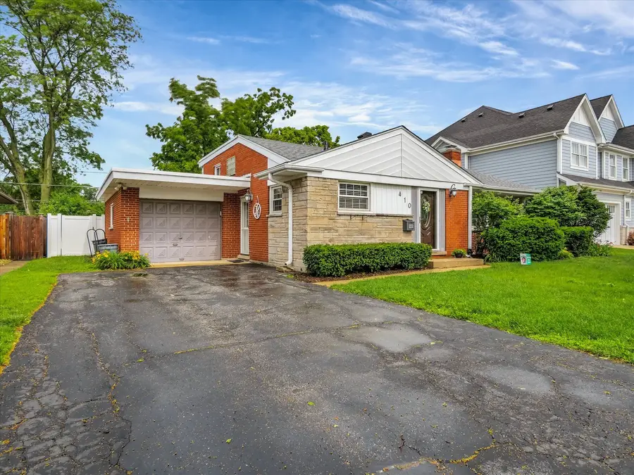 410 E Huntington Lane, Elmhurst, IL 60126 - #2