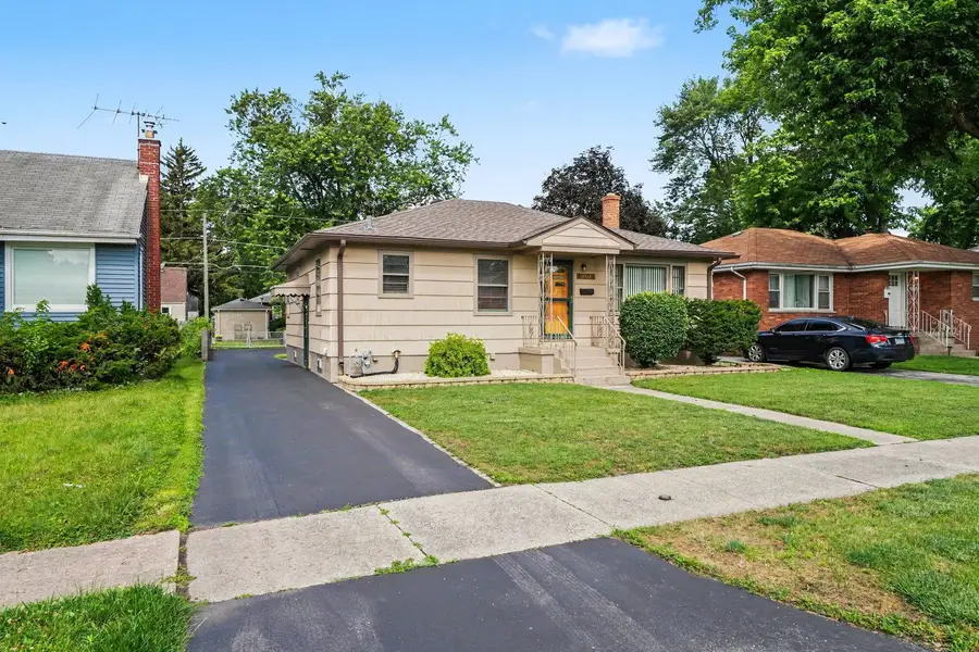 18338 Ridgewood Avenue, Lansing, IL 60438 - #2