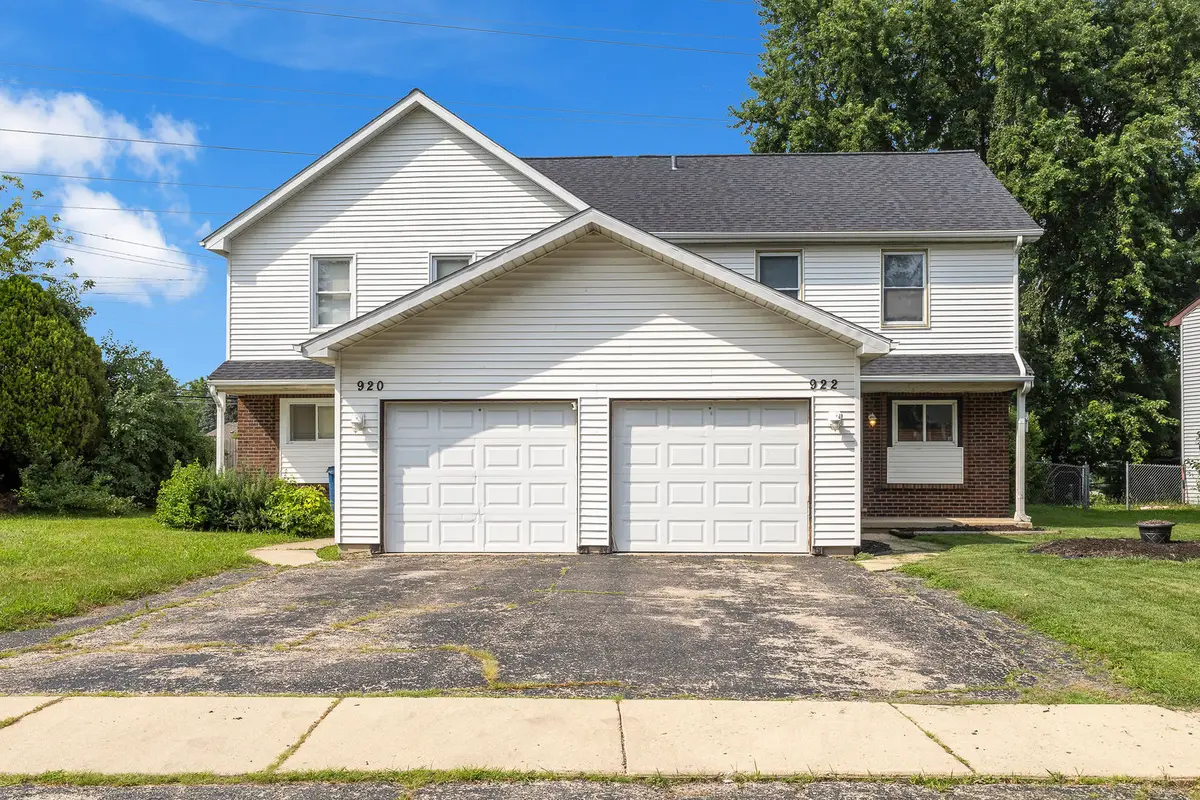 920-922 Autumn Lane, Aurora, IL 60505 - #1
