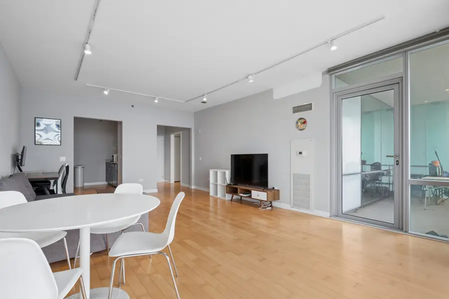 8 E Randolph Street #3103, Chicago, IL 60601 - #2