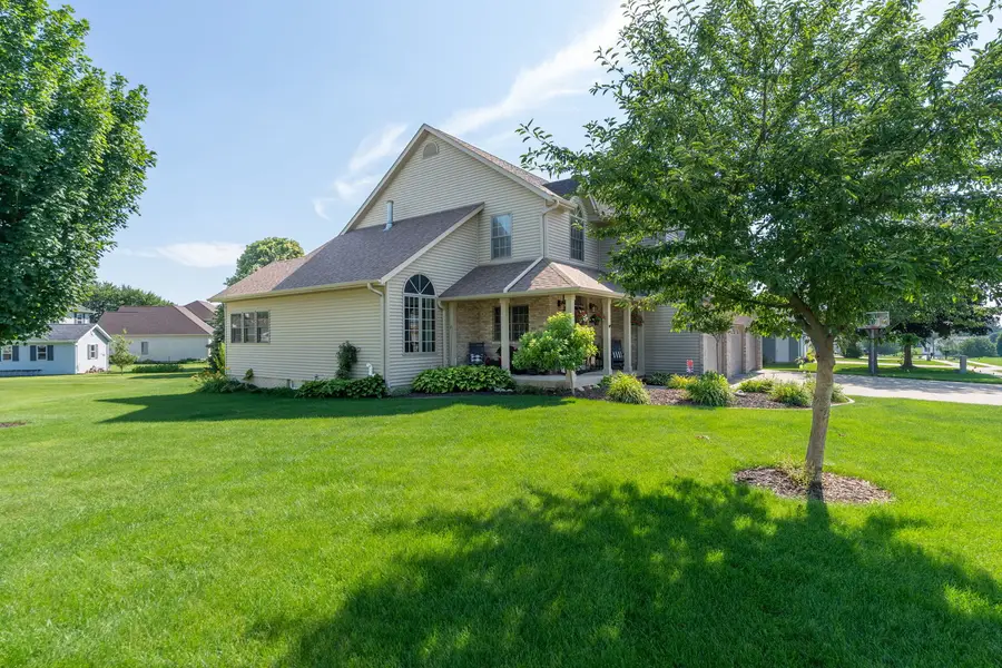 1021 Springbrook Lane, De Witt, IA 52742 - #3