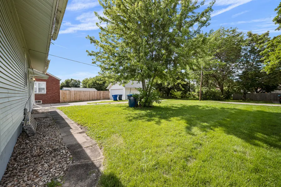 520 Pine Street, Kewanee, IL 61443 - #3