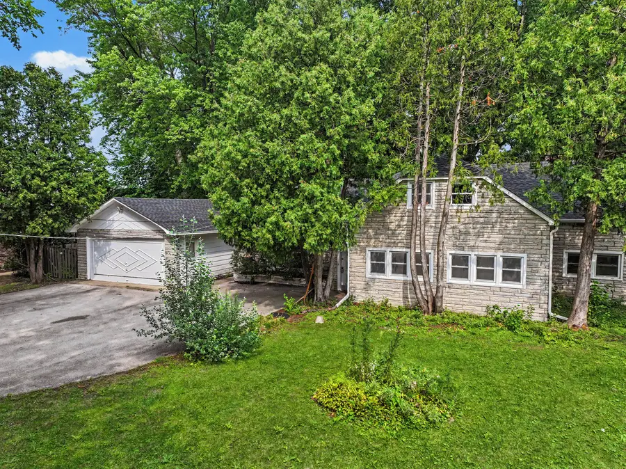 1511 N Dryden Avenue, Arlington Heights, IL 60004 - #2