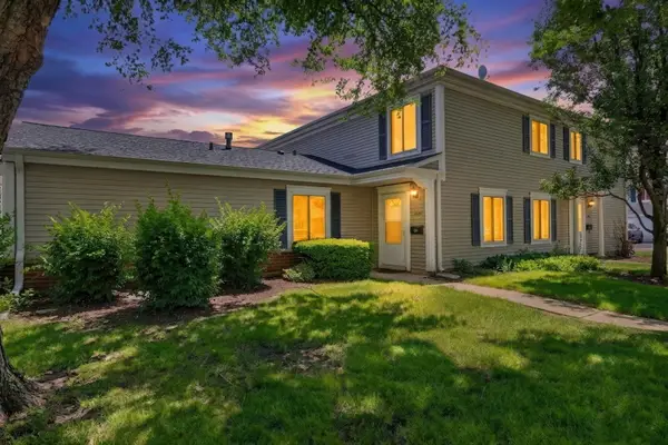 1407 Quaker Lane #128-C, Prospect Heights, IL 60070