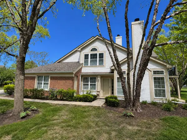 1619 Camberley Court #4, Bartlett, IL 60103