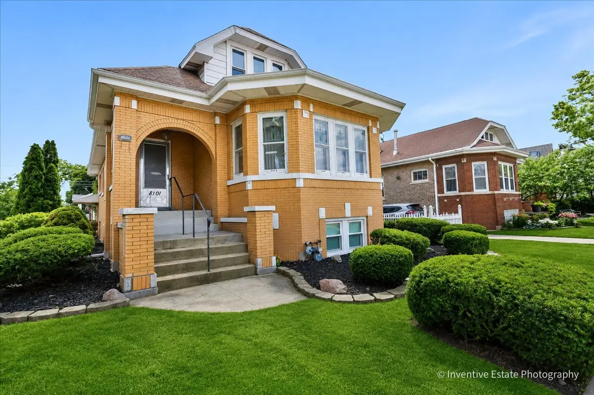 8101 White Avenue, Lyons, IL 60534 - #1