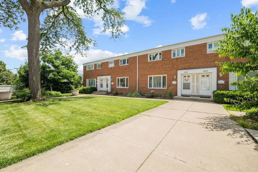 1050 Higgins Road #B, Park Ridge, IL 60068 - #2