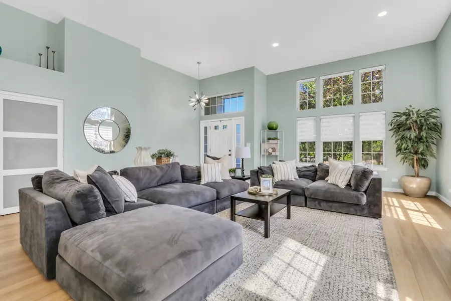 1156 Oakmeadow Court, Gurnee, IL 60031 - #3