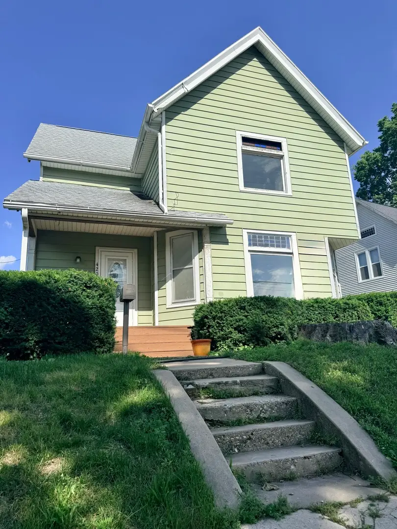 420 College Avenue, Dixon, IL 61021 - #1