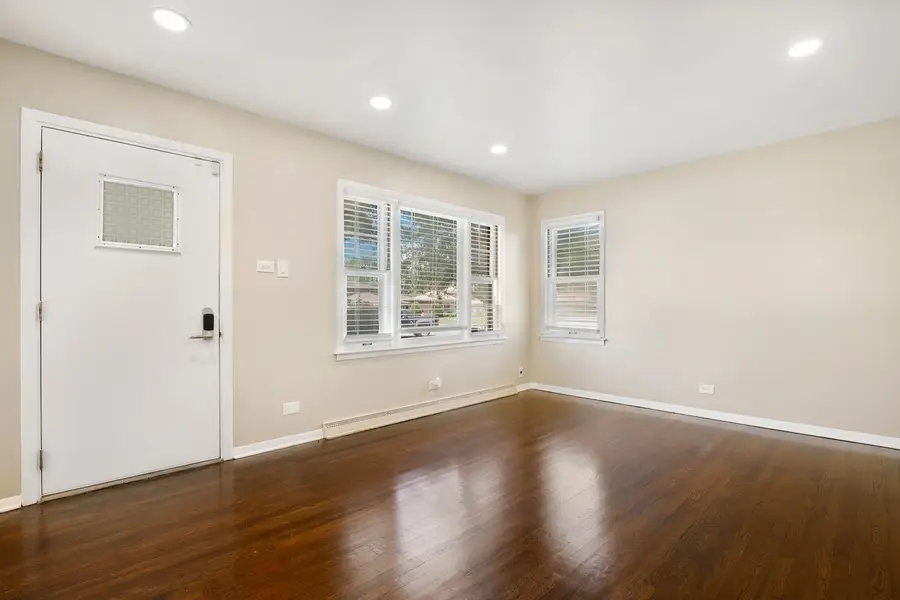 15641 S Park Avenue, South Holland, IL 60473 - #3