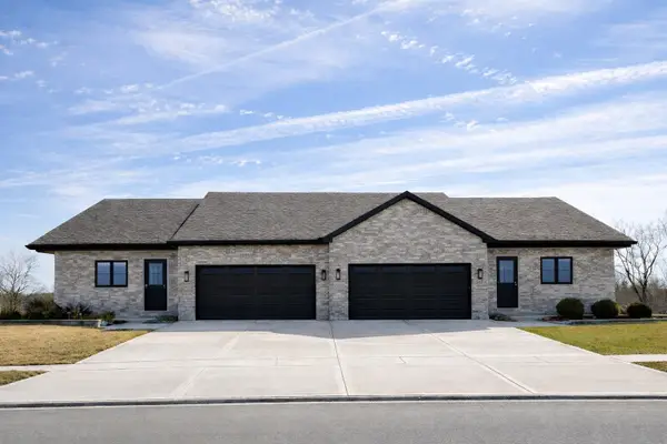 25136 S Westwind Drive, Channahon, IL 60410
