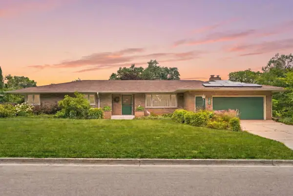 525 E High Street, Sycamore, IL 60178