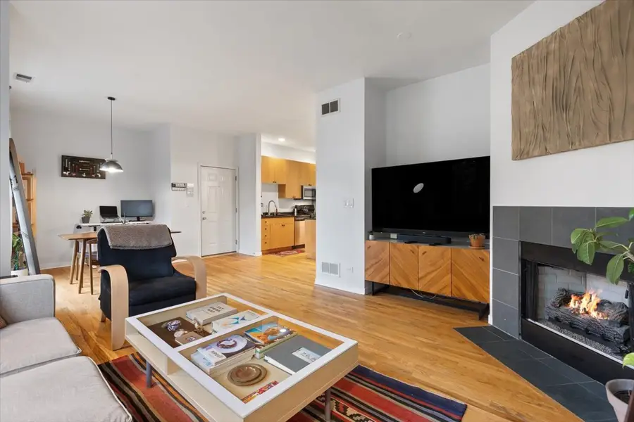 940 W Fry Street #3E, Chicago, IL 60642 - #3