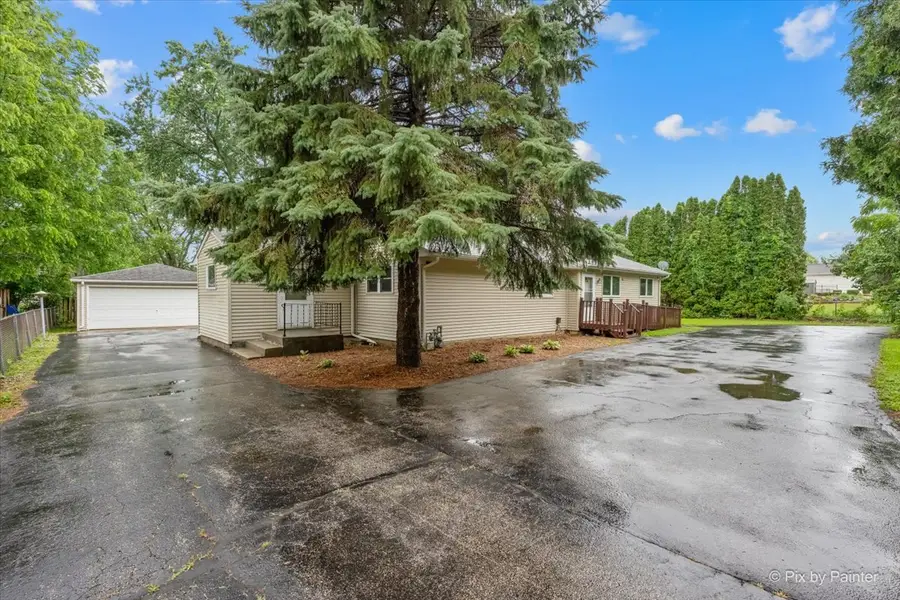 9011 W Sunset Drive, Wonder Lake, IL 60097 - #2