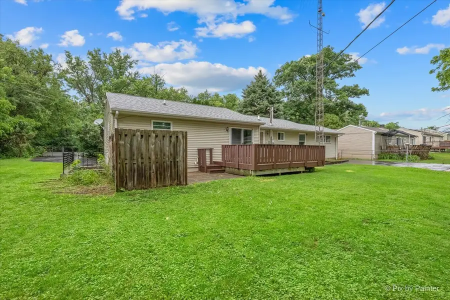 9011 W Sunset Drive, Wonder Lake, IL 60097 - #3
