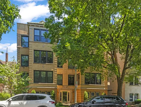 314 Wisconsin Avenue #3S, Oak Park, IL 60302