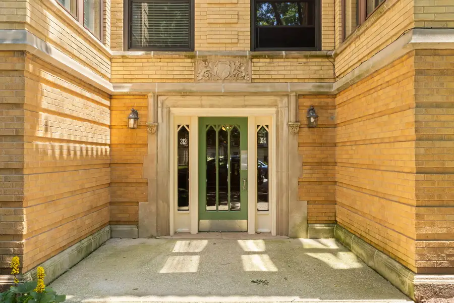 314 Wisconsin Avenue #3S, Oak Park, IL 60302 - #2