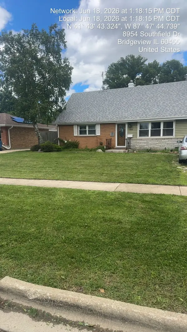 8949 Olympic Drive, Bridgeview, IL 60455