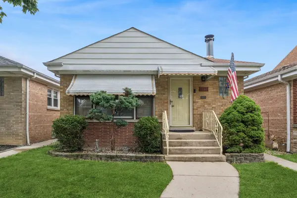 Address Withheld By Seller, Chicago, IL 60631