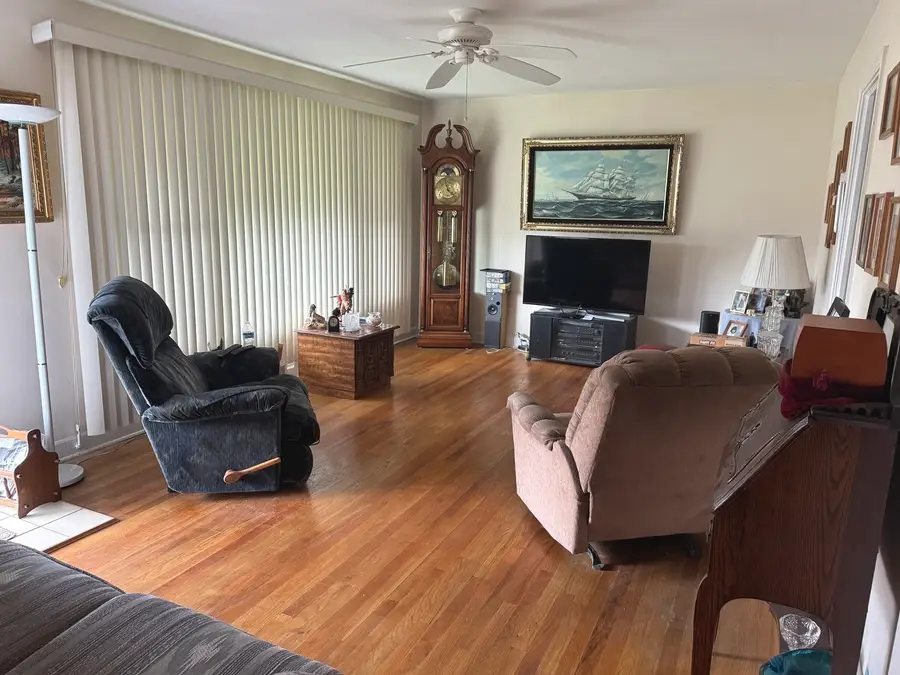 3215 Ernst Street, Franklin Park, IL 60131 - #2