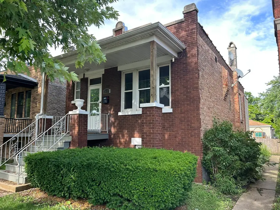 2639 Cuyler Avenue, Berwyn, IL 60402 - #3