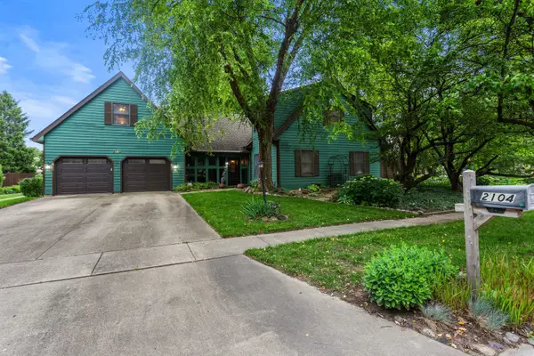2104 Doubletree Lane, Champaign, IL 61822
