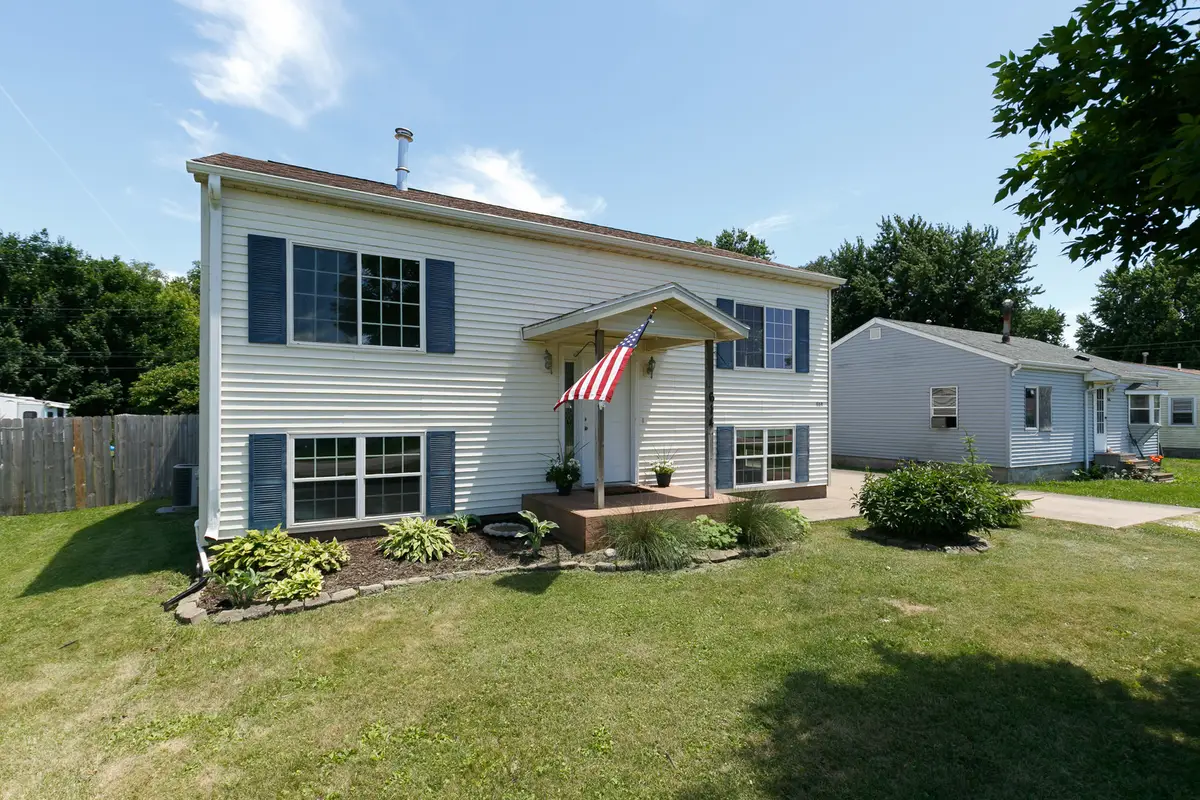 614 6th Street, Colona, IL 61241 - #1