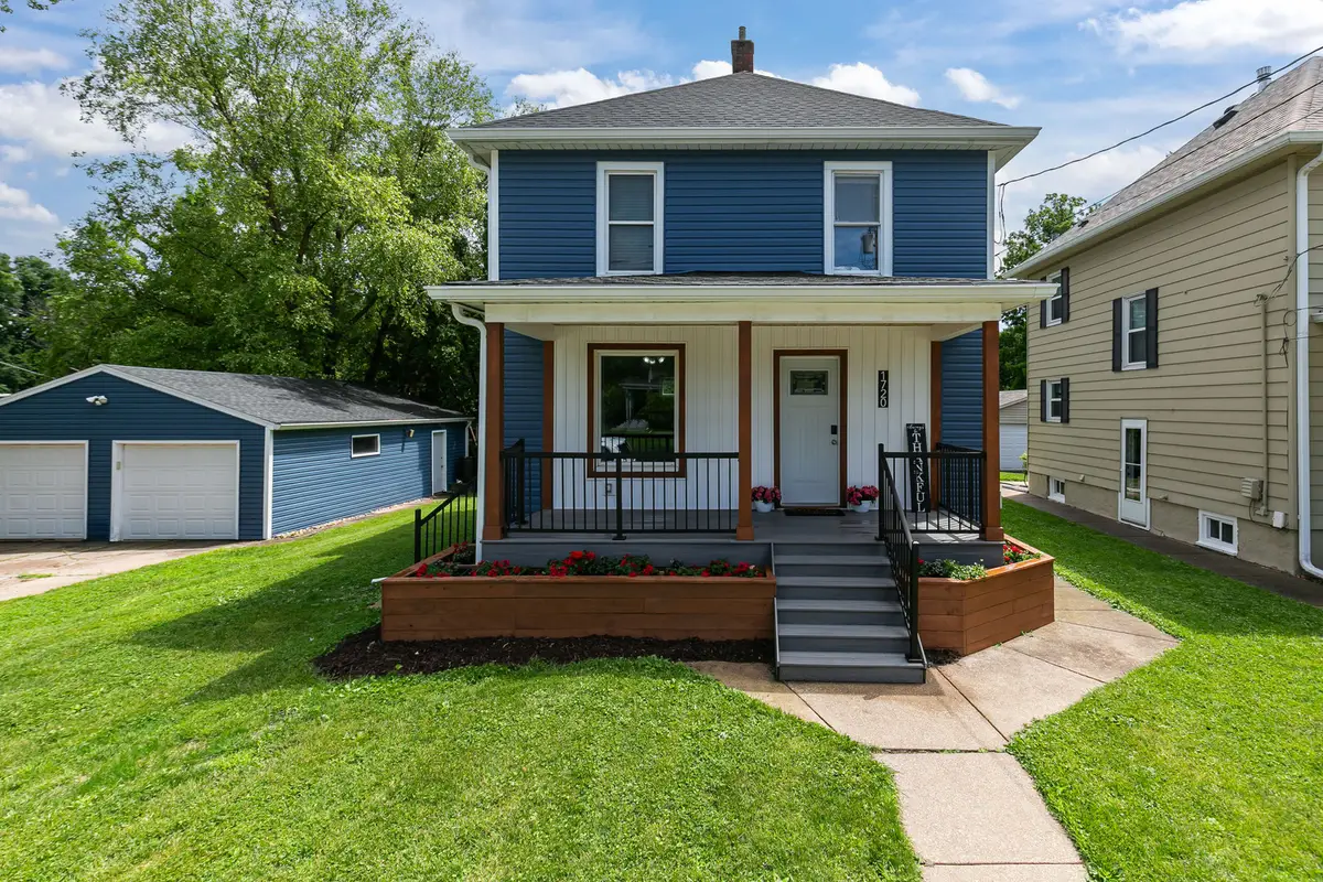 1720 28th Avenue, Moline, IL 61265 - #1