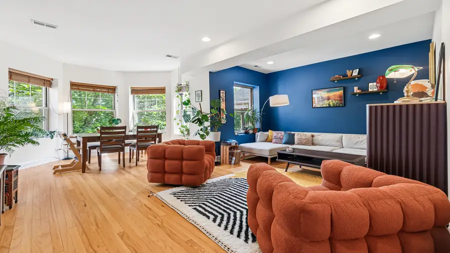 1637 W Granville Avenue #3, Chicago, IL 60660 - #3