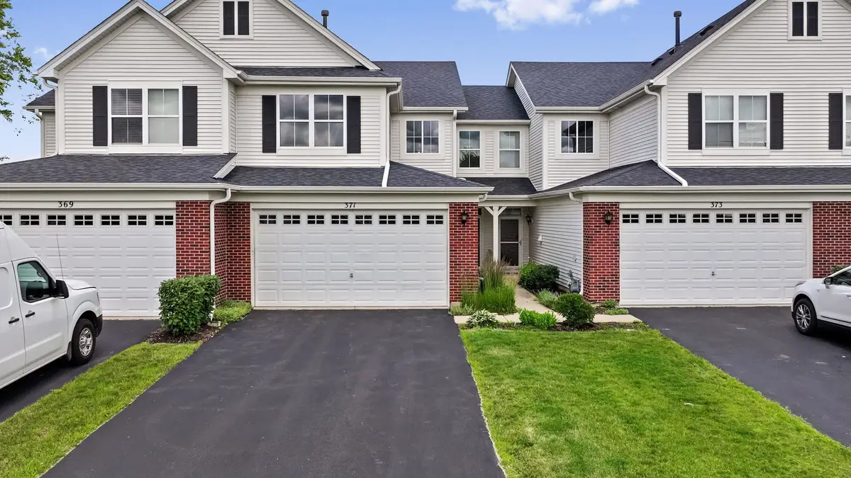 371 Mcgrath Drive, Oswego, IL 60543 - #1