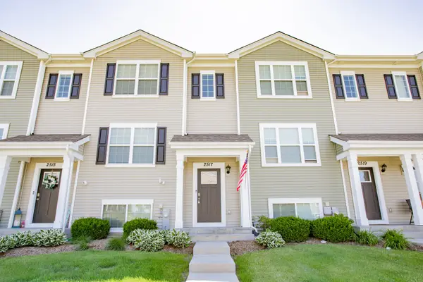 2517 Alison Avenue, Pingree Grove, IL 60140
