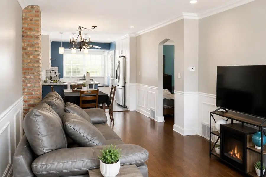 5927 S Kildare Avenue, Chicago, IL 60629 - #3