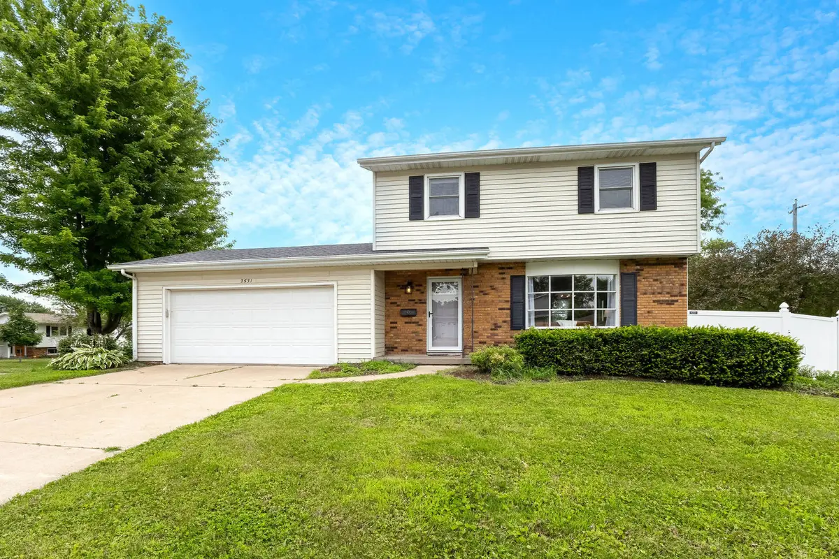 2531 New Lexington Drive, Bettendorf, IA 52722 - #1