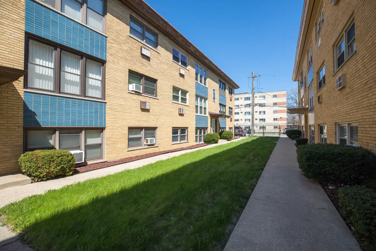 9211 S Cottage Grove Avenue #9-C2, Chicago, IL 60619 - #1