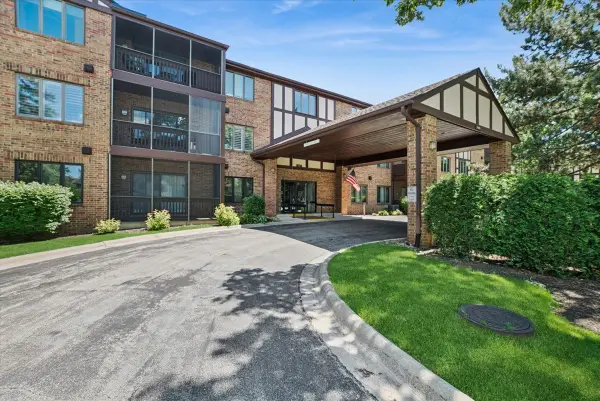 7800 W Foresthill Lane W #108, Palos Heights, IL 60463