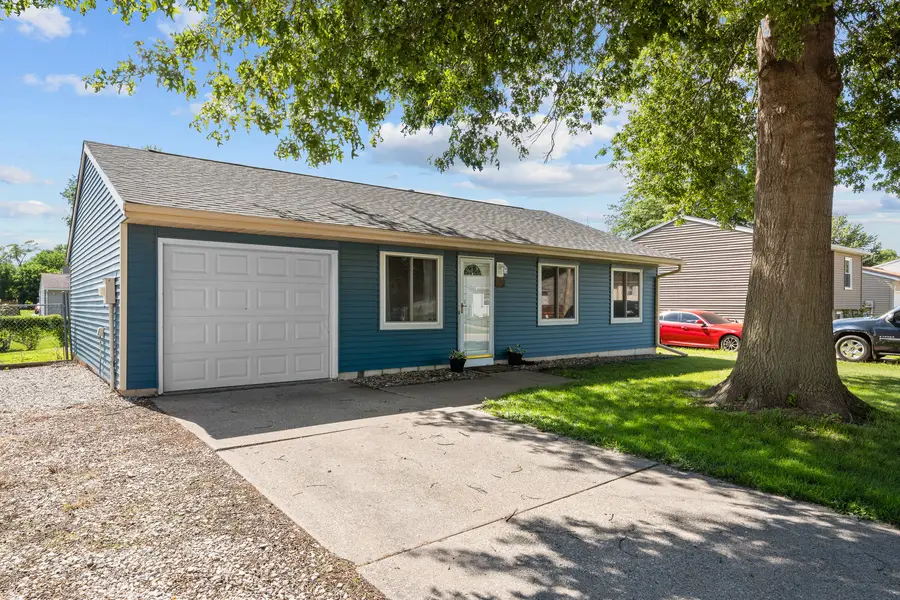 909 Ash Drive, Colona, IL 61241 - #2