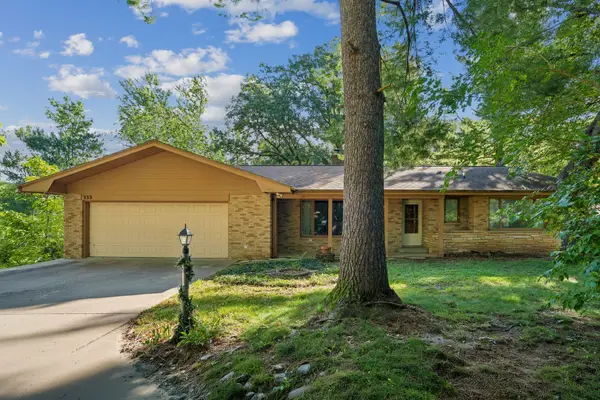 333 N 10th Street, Clinton, IA 52732