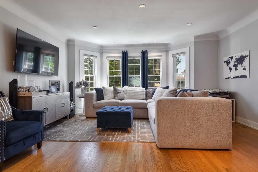 5632 W Pensacola Avenue, Chicago, IL 60634 - #3
