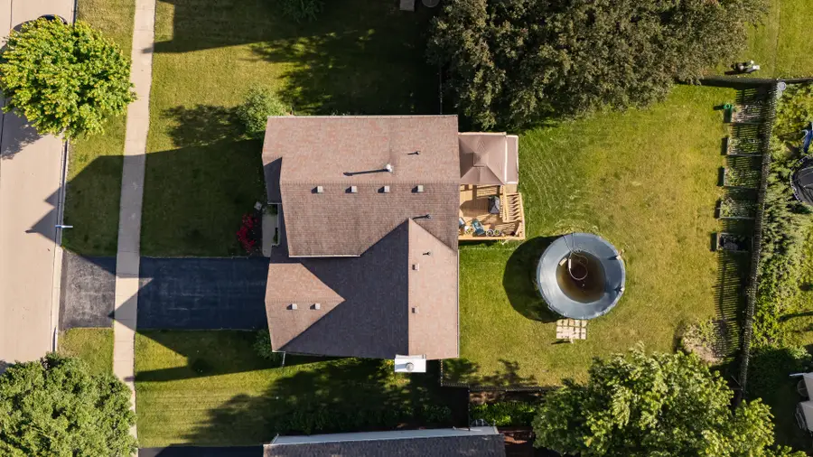 990 Wilkinson Lane, North Aurora, IL 60542 - #3