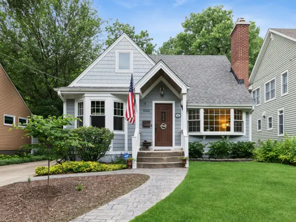 770 Highland Avenue, Glen Ellyn, IL 60137
