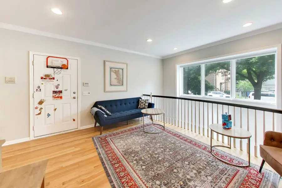 Address Withheld By Seller, Chicago, IL 60657 - #2