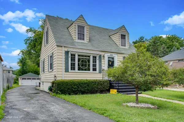 11154 S Worth Avenue, Worth, IL 60482