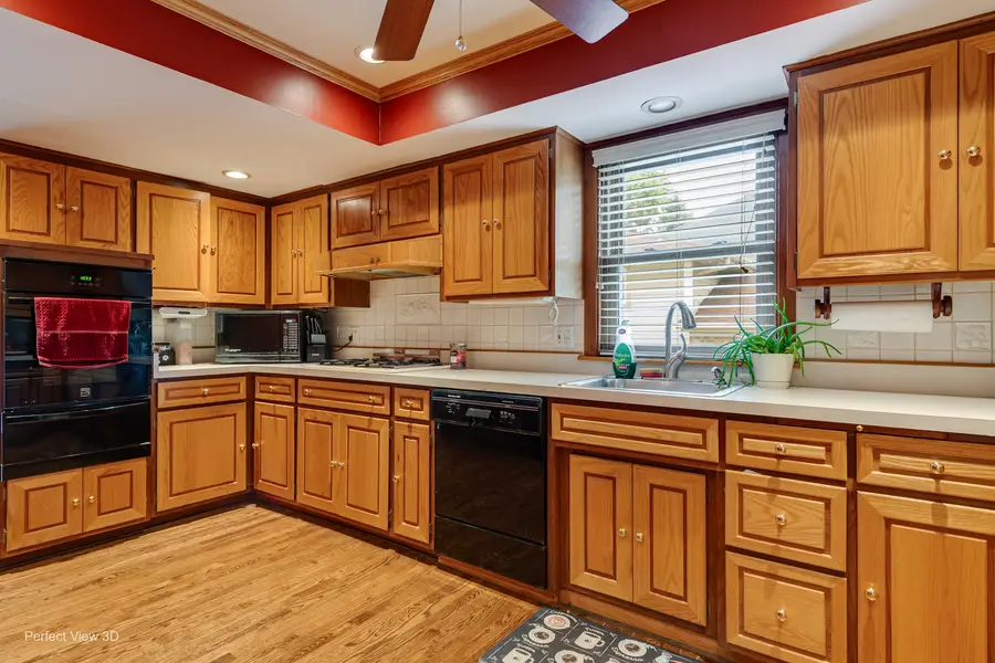 11154 S Worth Avenue, Worth, IL 60482 - #3