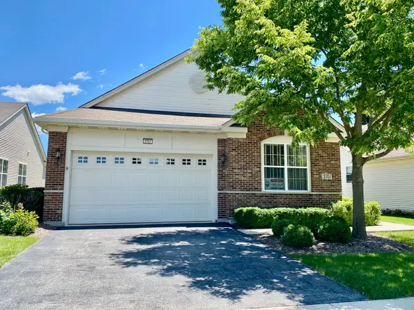 3707 Idlewild Lane, Naperville, IL 60564