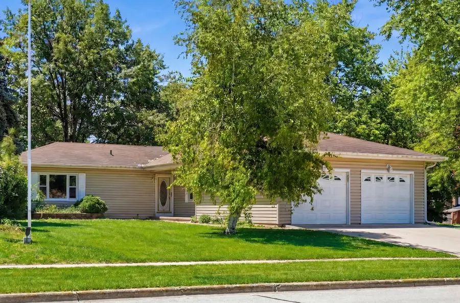 1644 Bayberry Lane, Sycamore, IL 60178 - #2