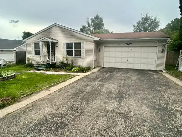 2974 17th Street, Rockford, IL 61109