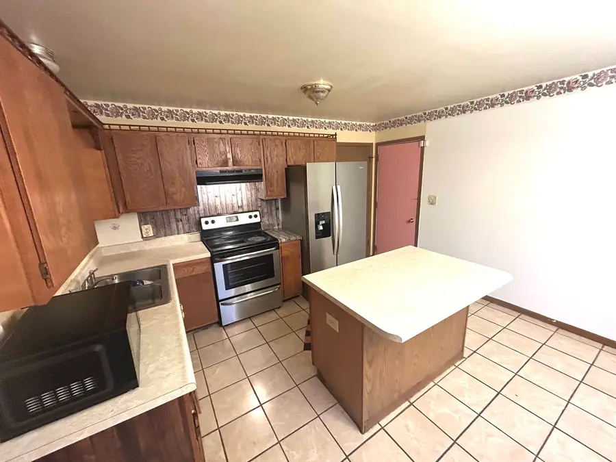 2974 17th Street, Rockford, IL 61109 - #2
