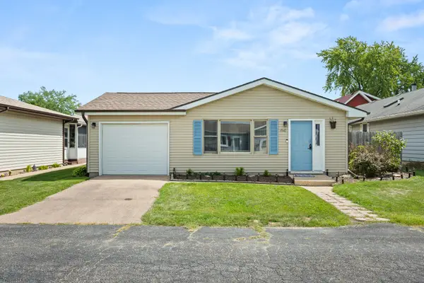 1610 Meadowbrook Court, Sycamore, IL 60178
